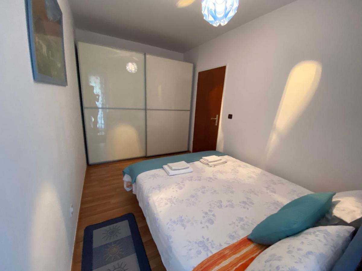 Appartamento Pantos Porec Esterno foto